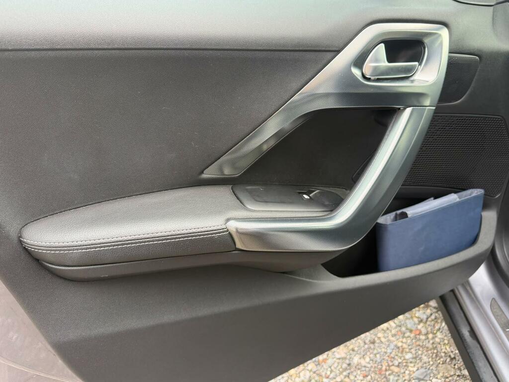 Peugeot 2008 1.2 Puretech Active 82 Bhp Red #31