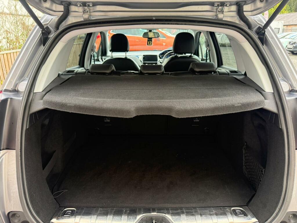 Peugeot 2008 1.2 Puretech Active 82 Bhp Red #19