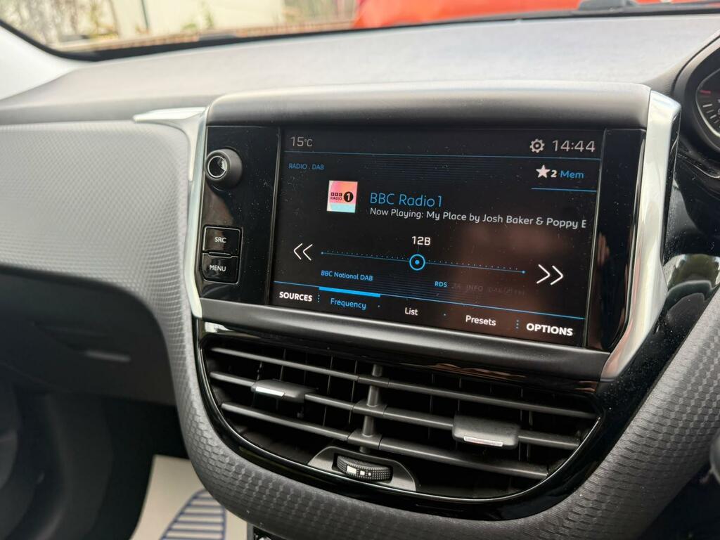 Peugeot 2008 1.2 Puretech Active 82 Bhp Red #7