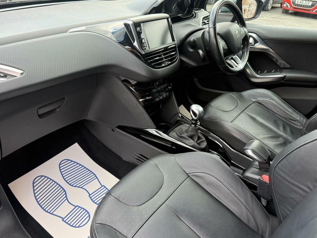 Peugeot 2008 1.2 Puretech Active 82 Bhp Red #15