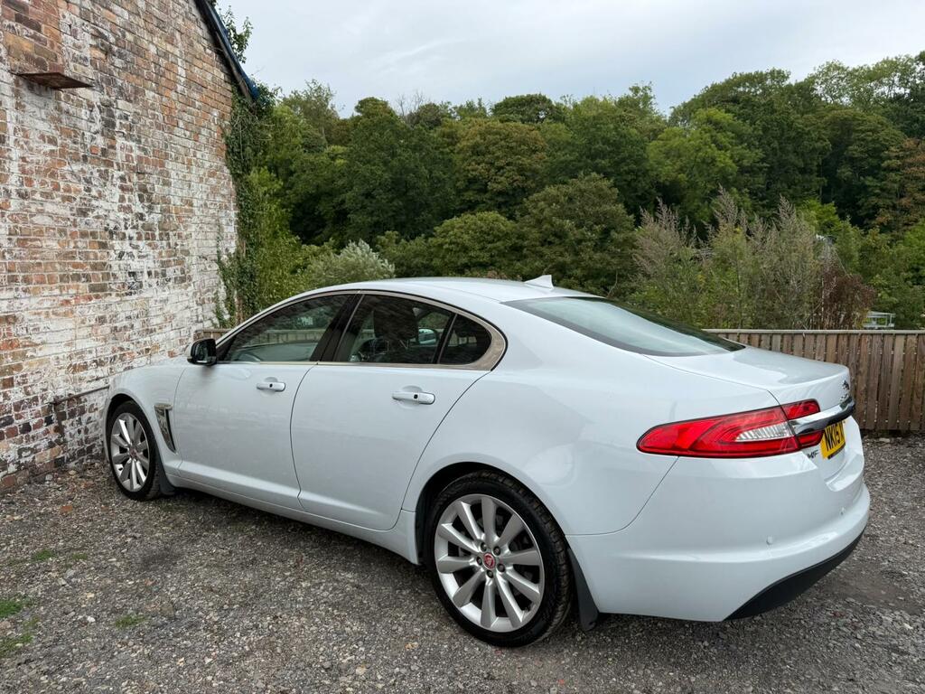 Jaguar XF Portfolio White #4