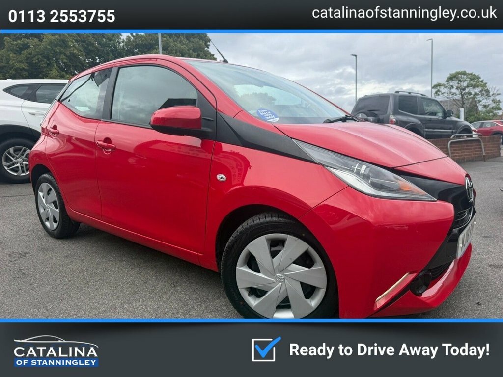 Toyota Aygo Hatchback Red