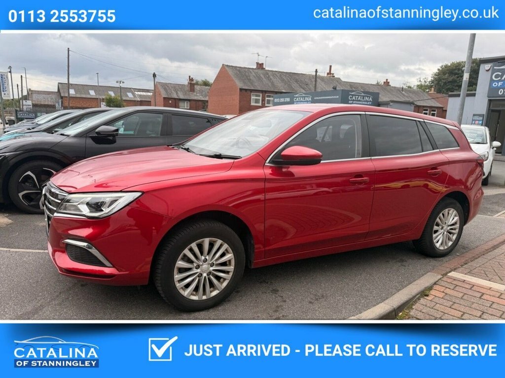 MG MG5 Estate Red