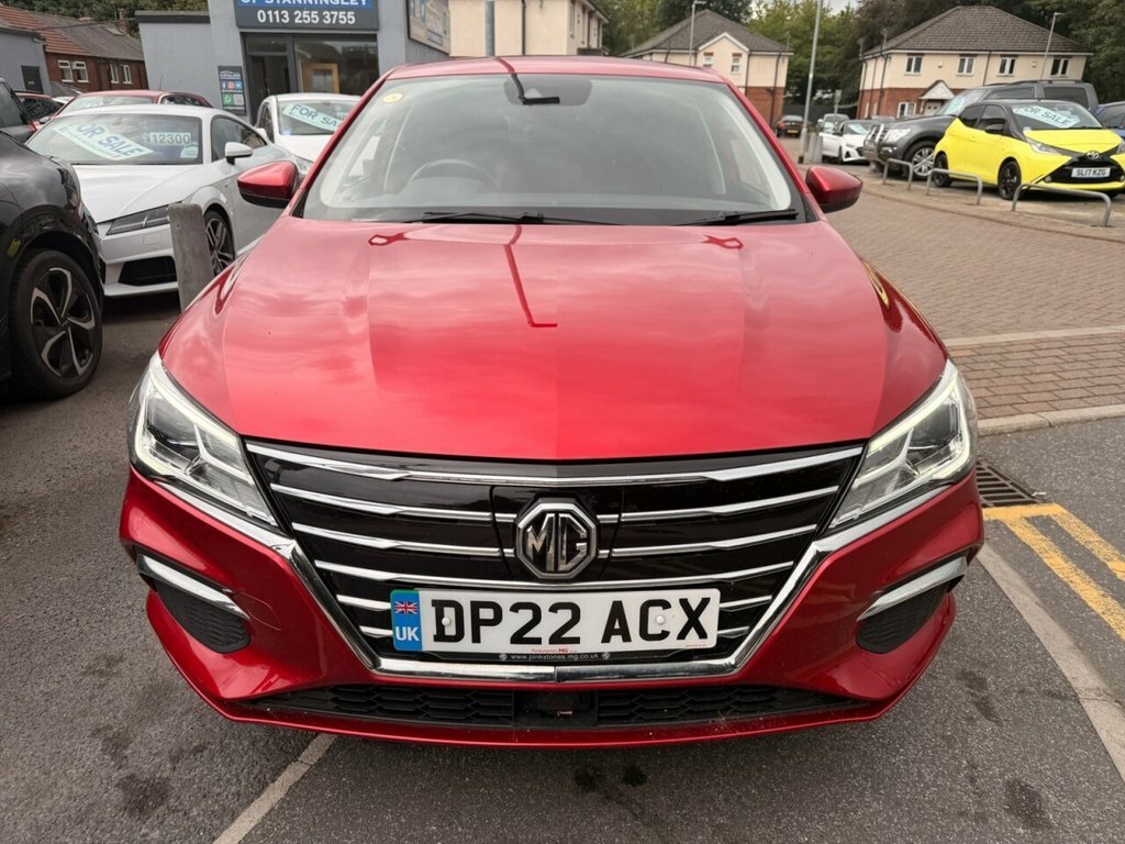 MG MG5 Estate Red #2