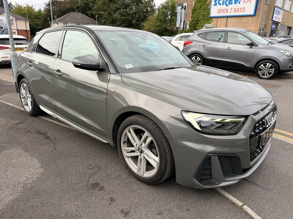 Audi A1 1L S Line FP19DEU Grey #3