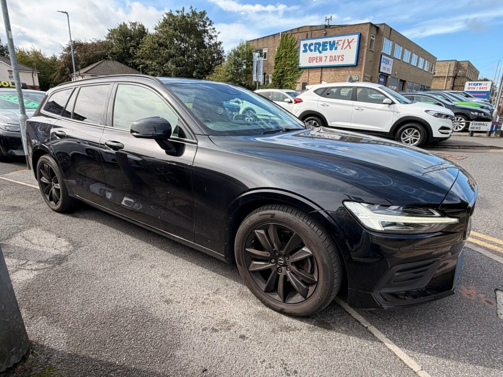 Volvo V60 2L Momentum Plus Black #3