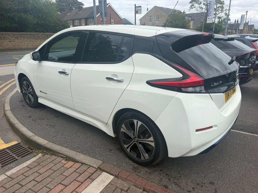 Nissan Leaf Leaf E Tekna White #4