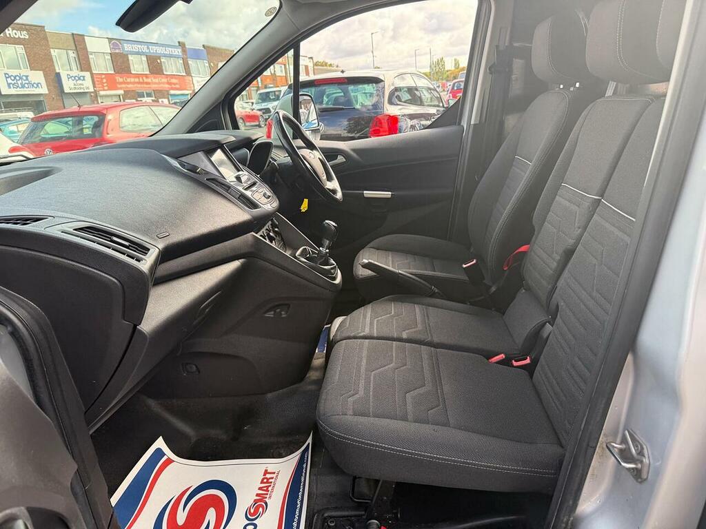 Ford Transit Connect Connect 1.5 White #24