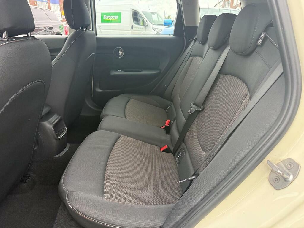 Mini Clubman Cooper Black #30