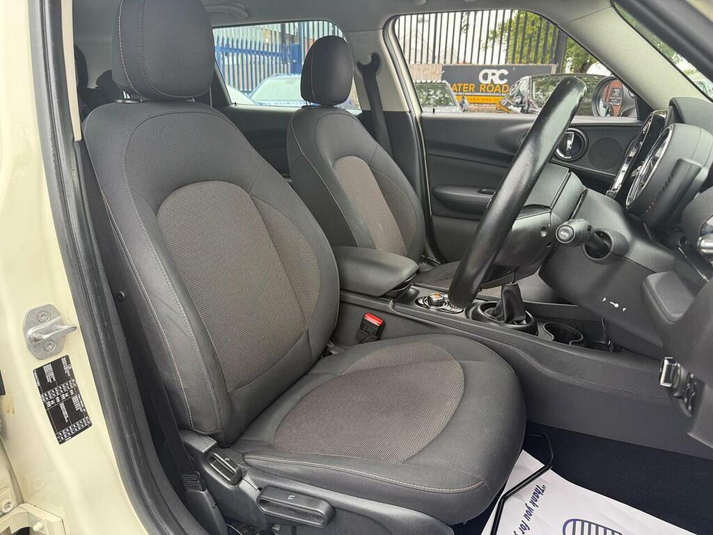 Mini Clubman Cooper Black #19