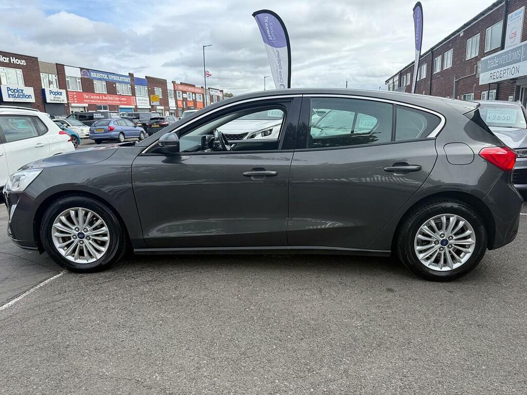 Ford Focus 1.0T Ecoboost Titanium Hatchback Grey #5