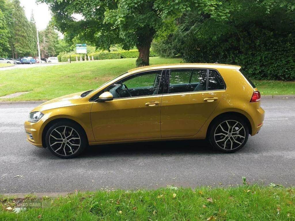 Volkswagen Golf 1.6 Tdi Se Nav Yellow #6
