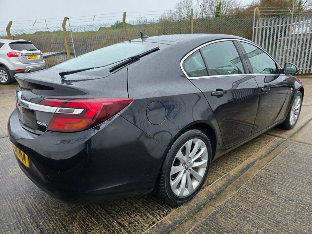 Vauxhall Insignia 2L Elite Nav Black #5