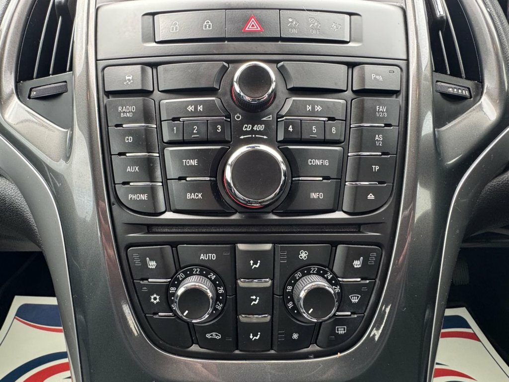 Vauxhall Astra 1.6I 16V Sri White #32