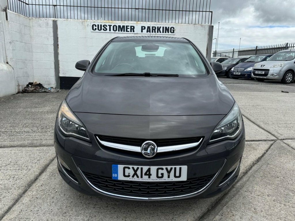 Vauxhall Astra 1.6I 16V Sri White #11