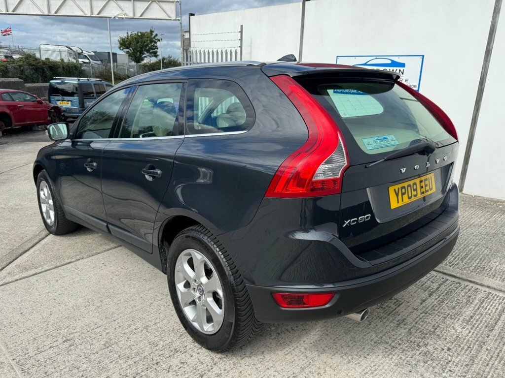 Volvo XC60 2.4L Se Lux Grey #3