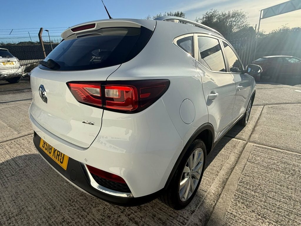 MG ZS 1.5 Vti-tech Exclusive Euro 6 Ss Red #7