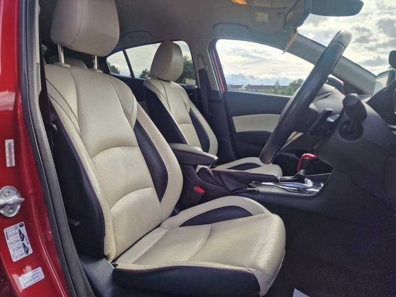 Mazda 3 2.0 Sport Nav Red #27