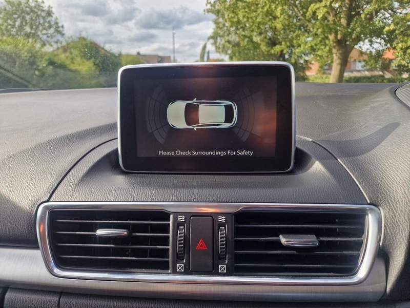 Mazda 3 2.0 Sport Nav Red #21