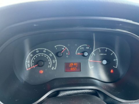 Vauxhall Combo 1.6 Combo 2300 Sportive Cdti Ss Silver #9