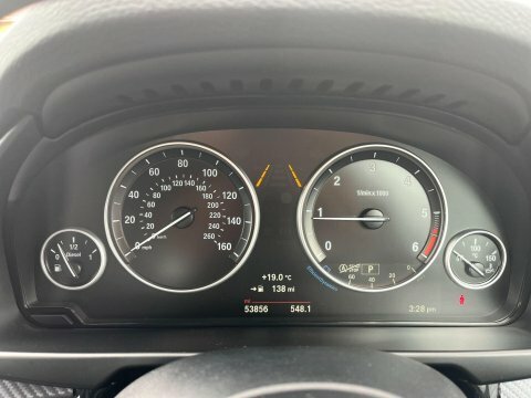 BMW X5 40D M Sport White #20