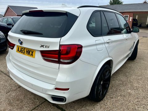 BMW X5 40D M Sport White #16