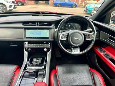 Jaguar XF 3.0D V6 S Red #5