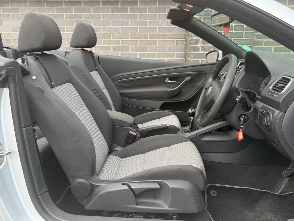 Volkswagen EOS 1.6 Fsi Cabriolet Euro 4 Red #30