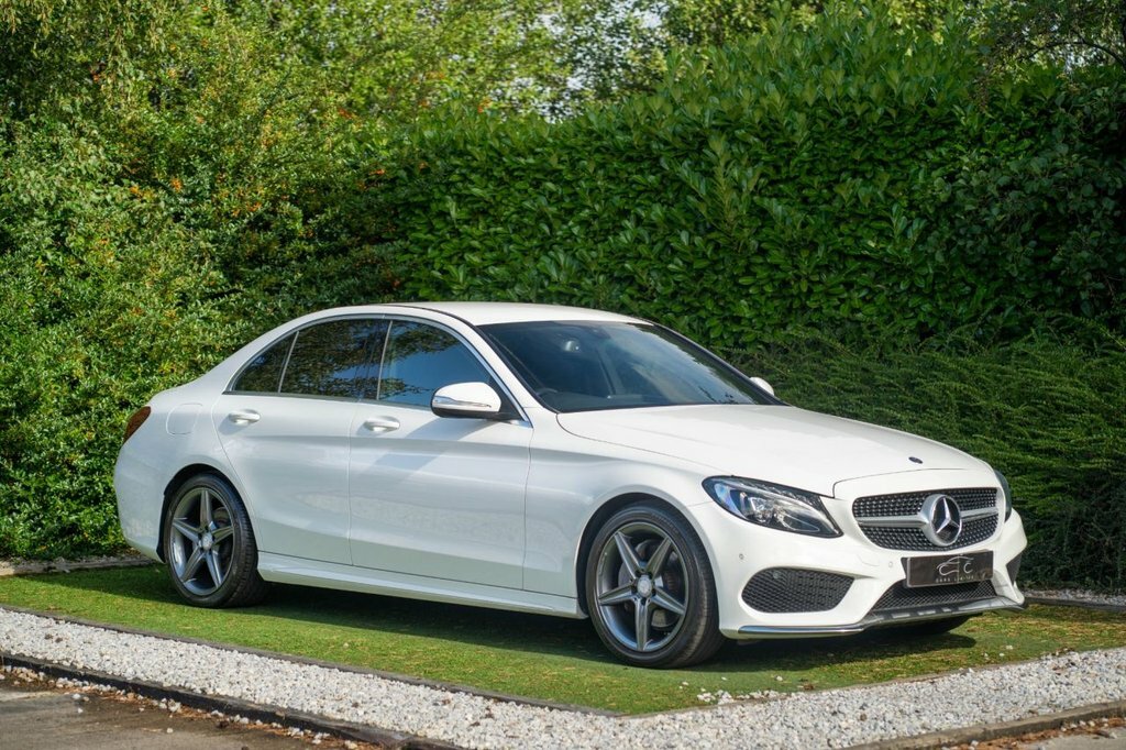 Mercedes-Benz C Class 2L Amg Line White