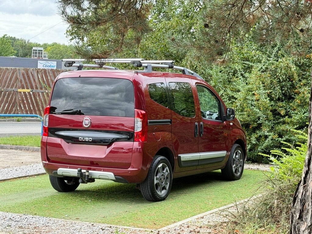 Fiat Qubo 1.3L Trekking Red #5