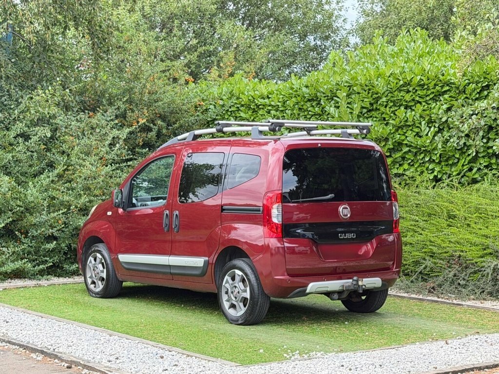 Fiat Qubo 1.3L Trekking Red #6