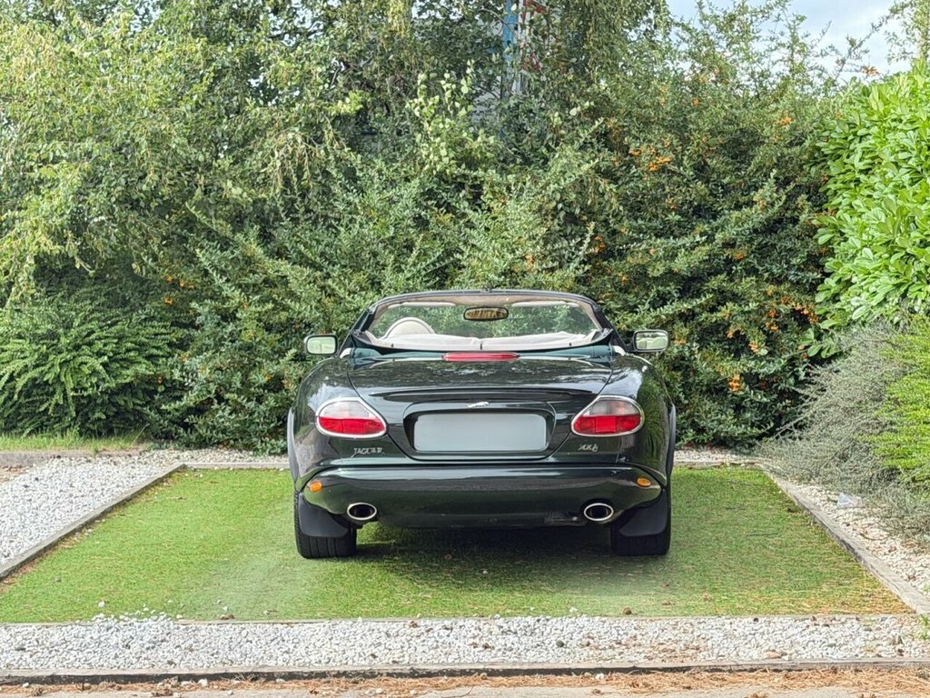 Jaguar XK8 Convertible Green #6
