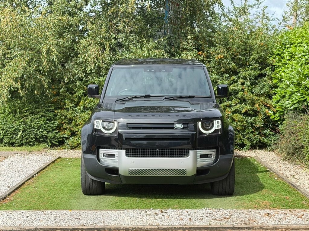 Land Rover Defender 110 X-dynamic S Black #12