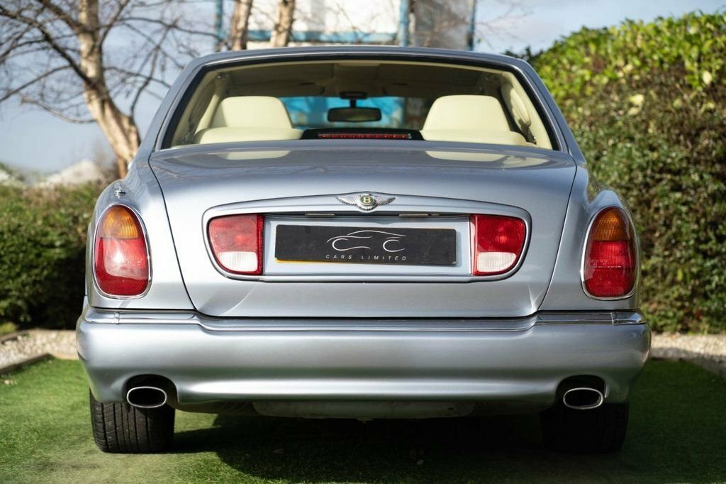 Bentley Arnage Saloon NWU713 Blue #4