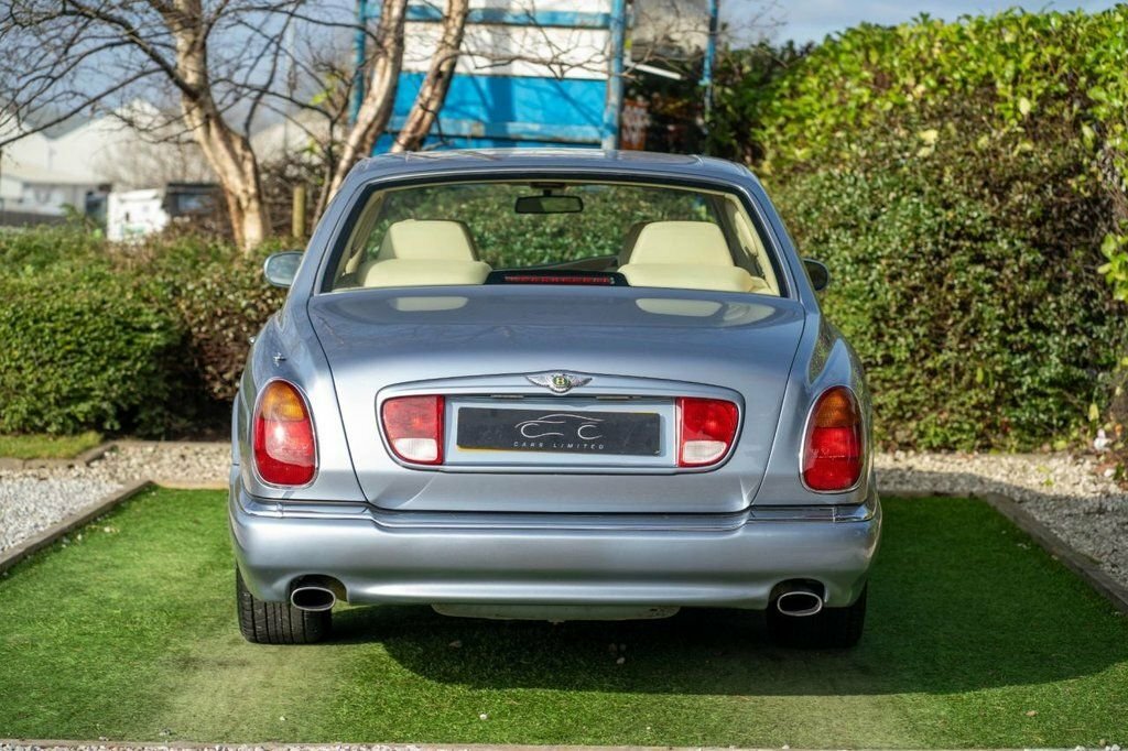 Bentley Arnage Saloon NWU713 Blue #5