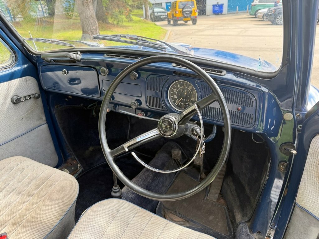 Volkswagen Beetle Saloon Blue #3