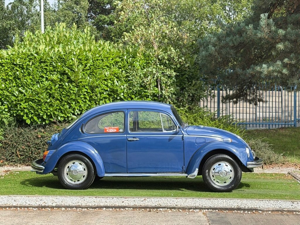 Volkswagen Beetle Saloon Blue