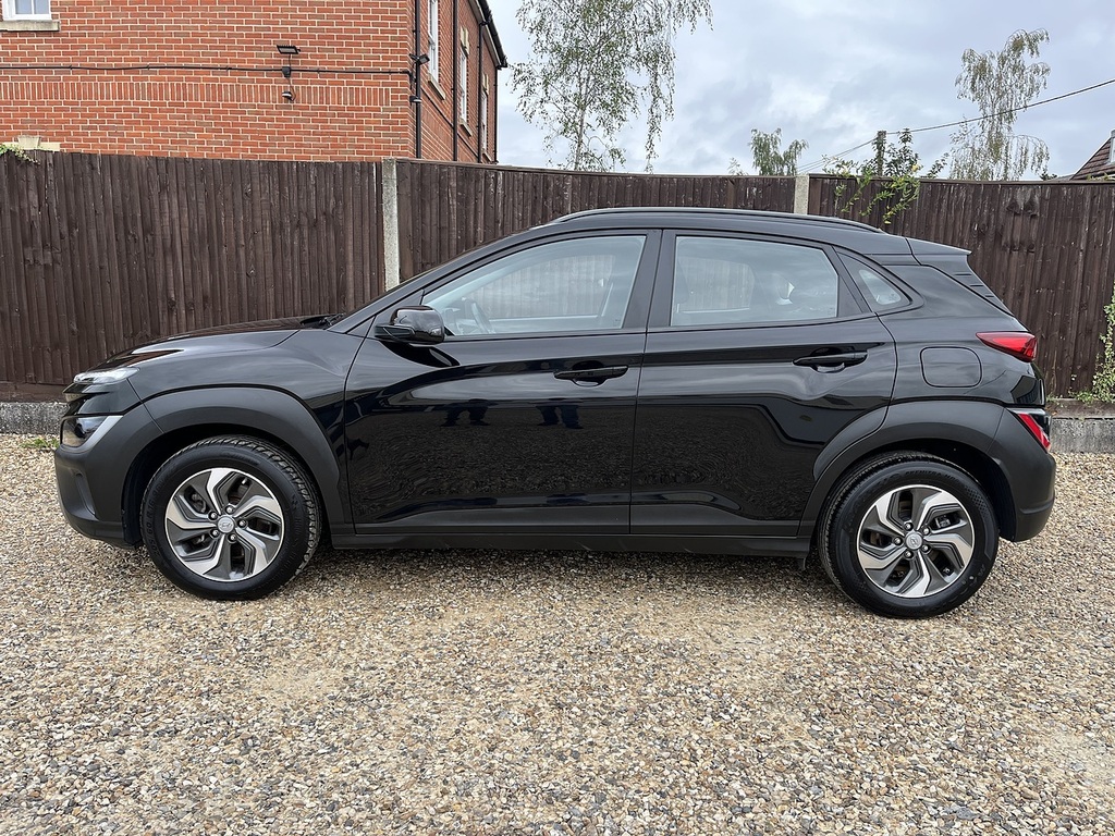 Hyundai Kona H-gdi Se Connect Black