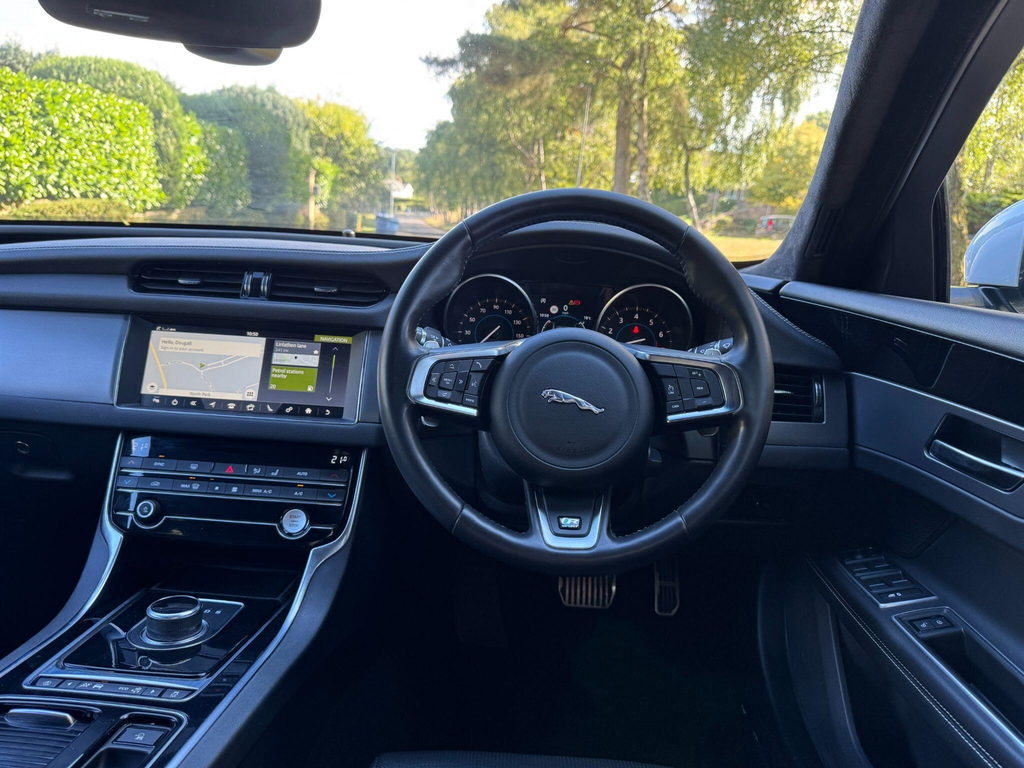 Jaguar XF  White #23