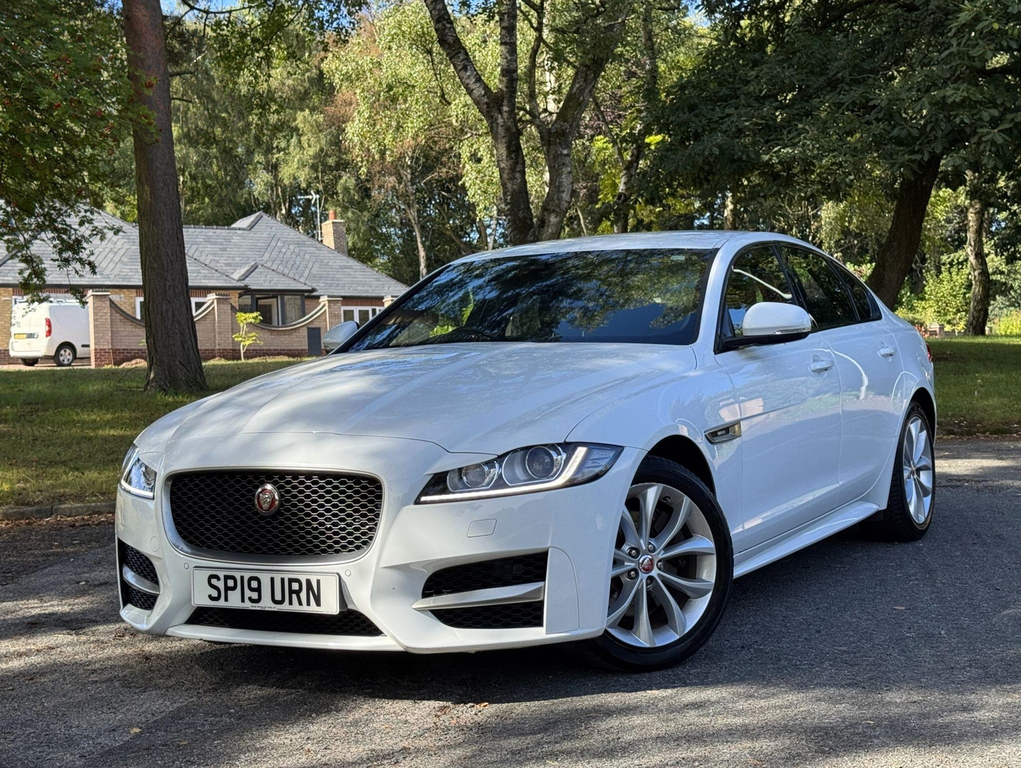 Jaguar XF  White #55