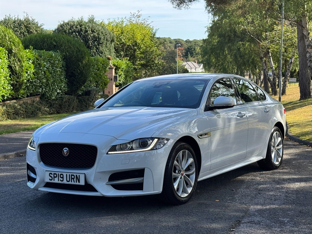 Jaguar XF  White #15