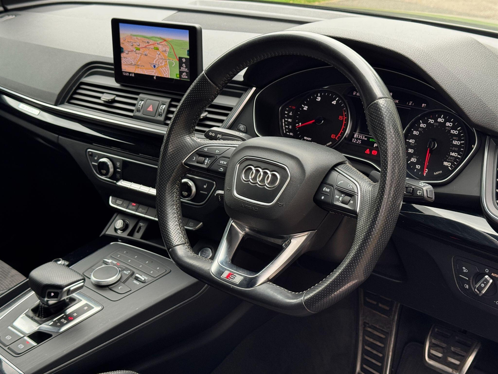 Audi Q5 2.0 Tdi 40 Black Edition Suv S Tronic Q Grey #4