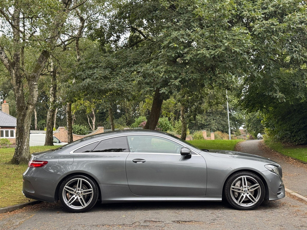 Mercedes-Benz E Class 2.0 E220d Amg Line Coupe G-tronic Euro Grey #3
