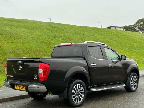 Nissan Navara 2.3 Navara Tekna Black #5