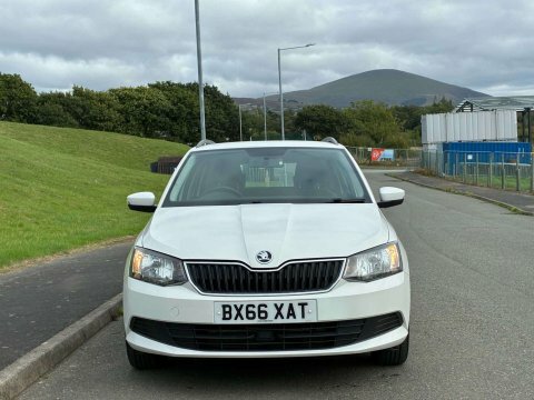 Skoda Fabia 1.4 Fabia Se White #2