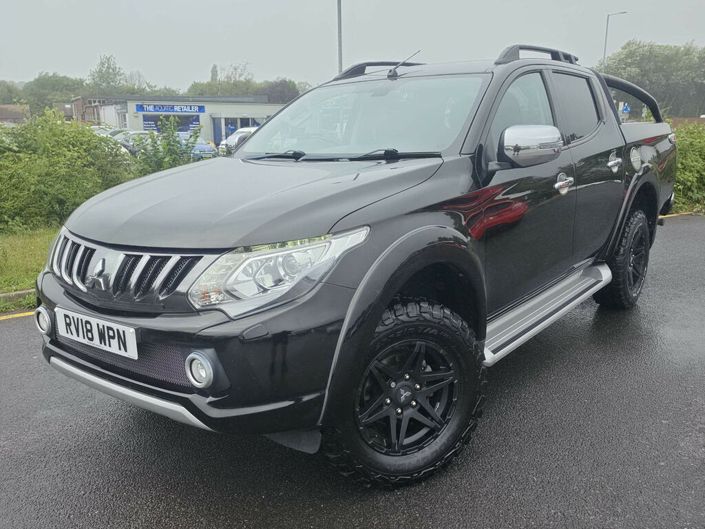 Mitsubishi L200 2.4 Di-d Dc Barbarian 4Wd Euro 6 Black #3