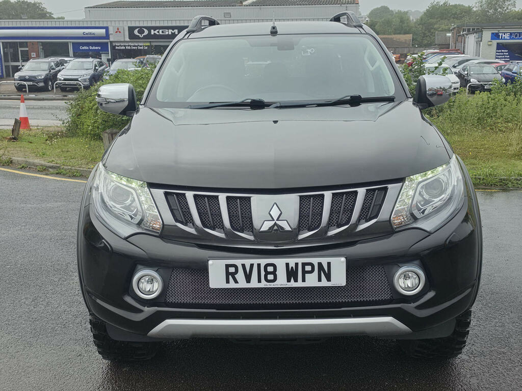Mitsubishi L200 2.4 Di-d Dc Barbarian 4Wd Euro 6 Black #2