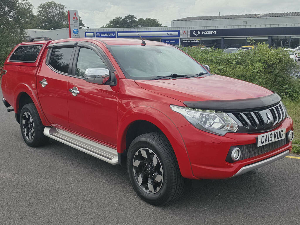Mitsubishi L200 2.4 Di-d Dc Barbarian 4Wd Euro 6 Red
