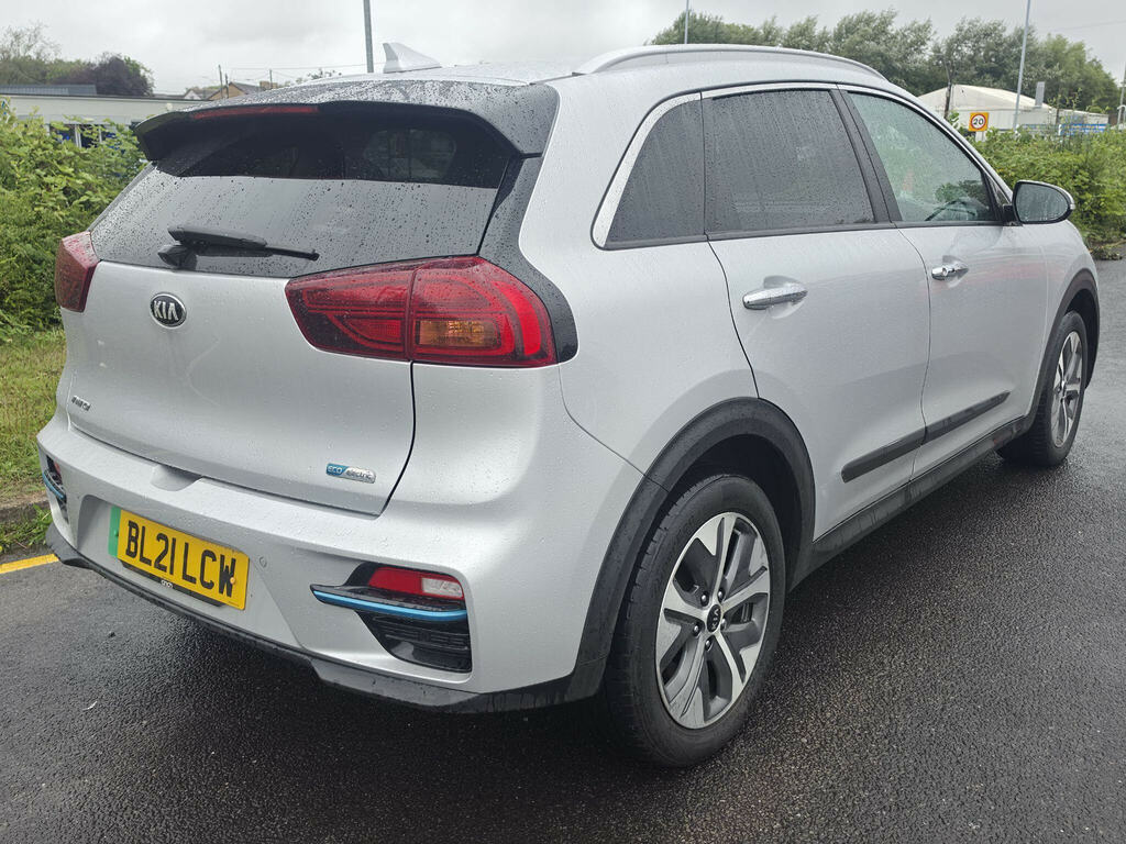 Kia e-Niro 64Kwh 3 Silver #2