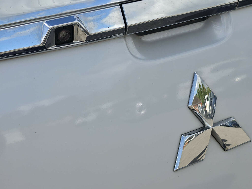 Mitsubishi L200 Di-d Dc Barbarian Pickup Silver #12